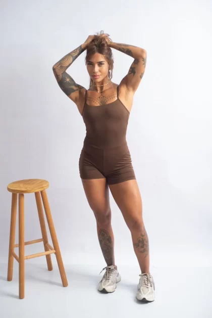 MACAQUINHO SARA MARROM